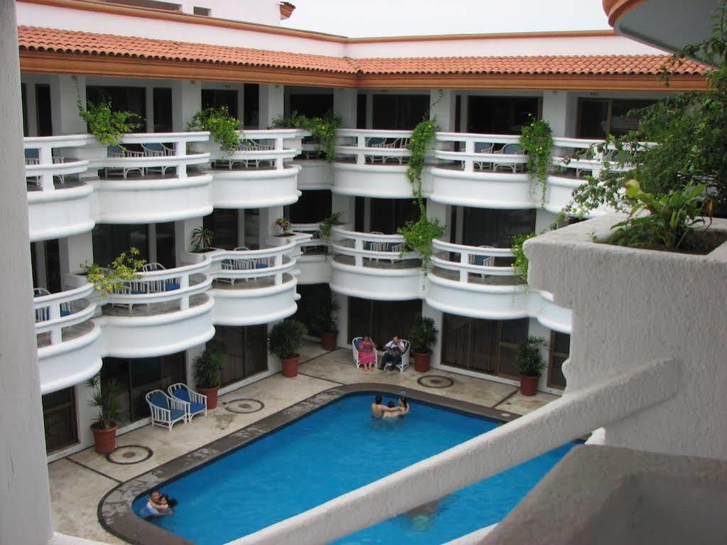 Hotel Y Suites Plaza Мансанильо Экстерьер фото